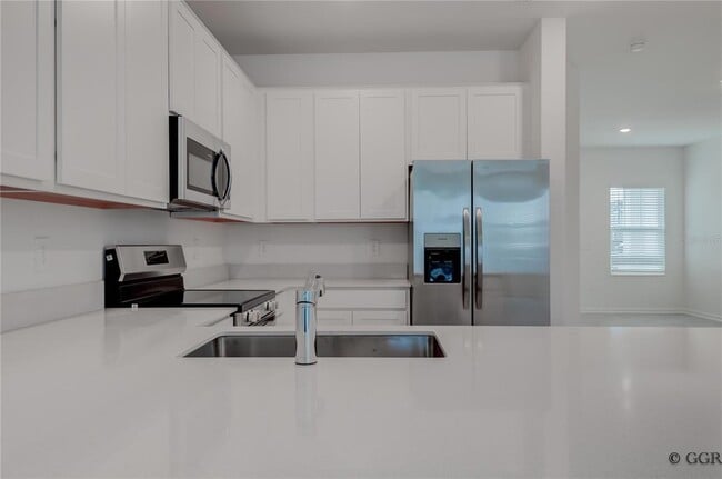 Building Photo - 3243 Laurent Lp