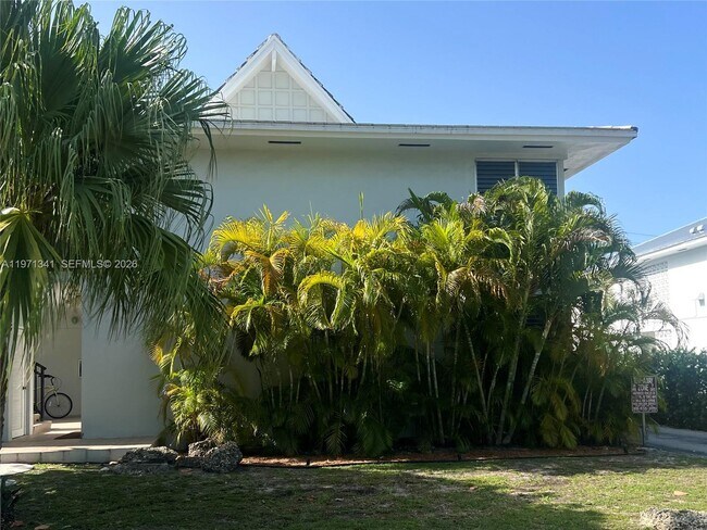 Building Photo - 195 Sunrise Dr