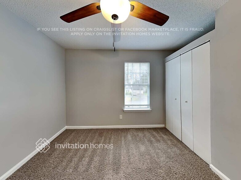 Building Photo - 114 Parkview Dr