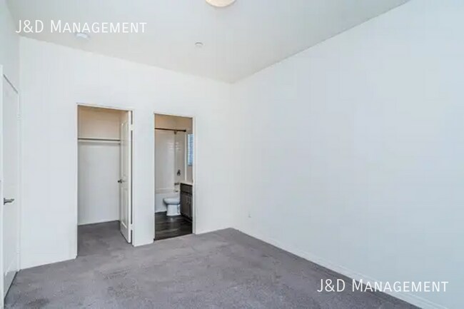 Building Photo - 8127 Cascio Ct