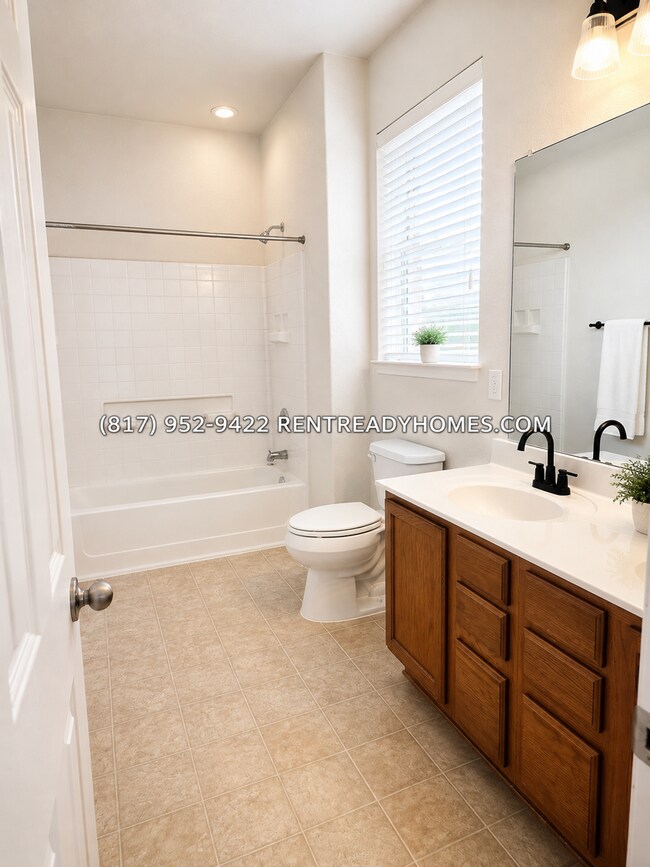Building Photo - 8820 Moon Rise Ct