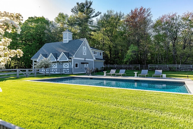 Building Photo - 151 Melius Rd