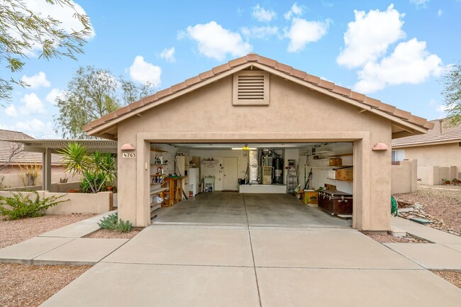 Building Photo - Saguaro Ridge