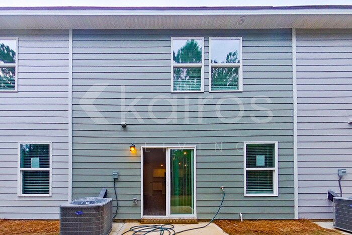 Building Photo - 372 Ironwood Ct
