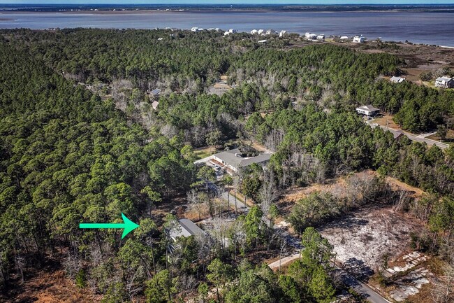 Building Photo - 309 Julia St