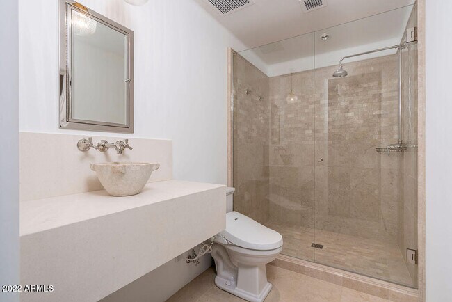 Building Photo - 6723 N Desert Fairways Dr