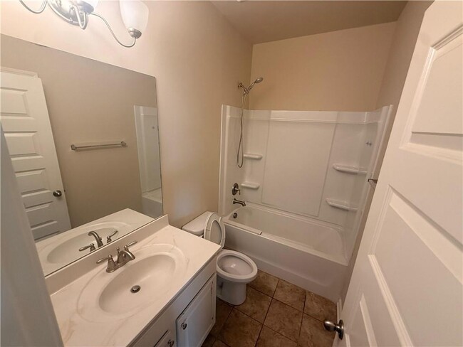 Building Photo - 1013 Autumn Dr