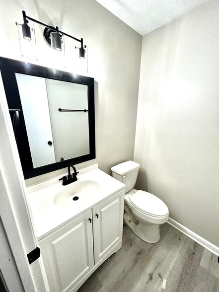 Interior Photo - Cedar Heights