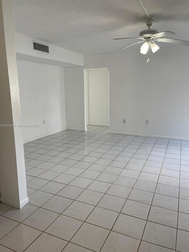 Building Photo - 8075 SW 107th Ave