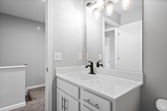 Building Photo - 358 Peabody Dr