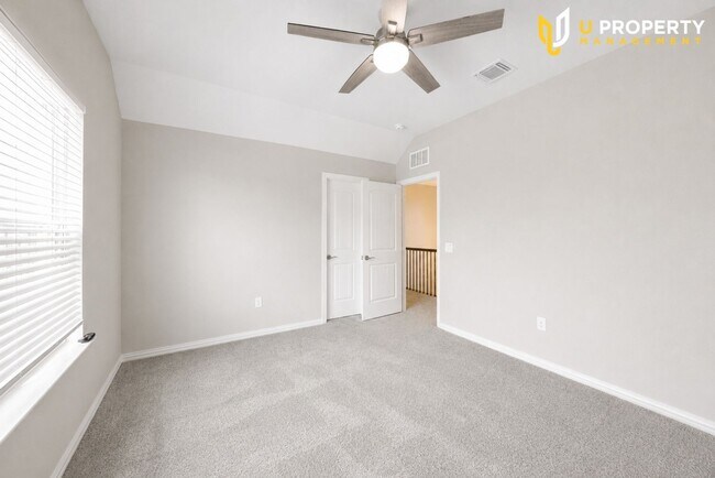 Building Photo - 4509 Expedition Dr