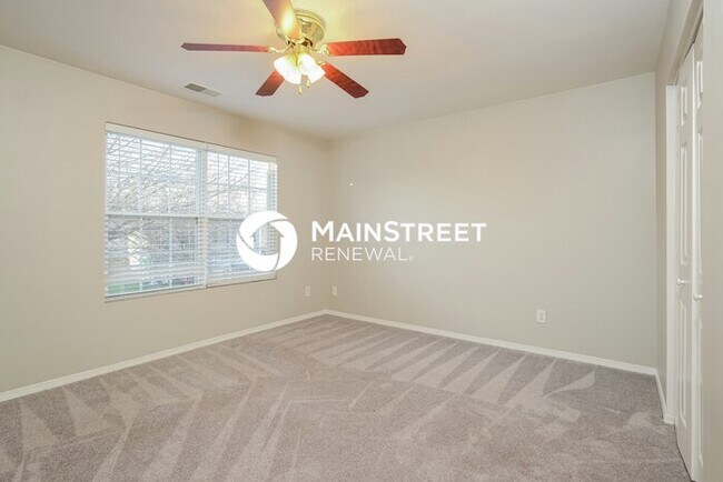 Building Photo - 4 Bedroom Pet-Friendly Home in Kernersville, NC with Main Street Renewal