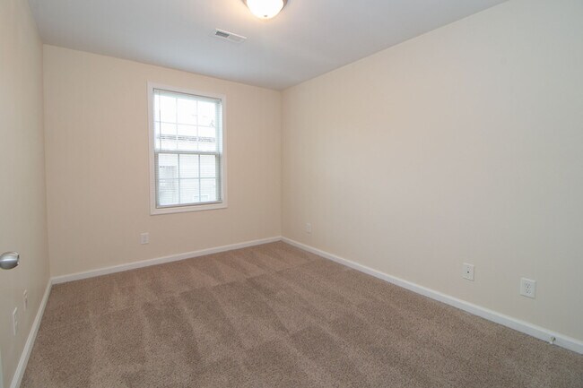 Building Photo - 505-E Havendale Ct