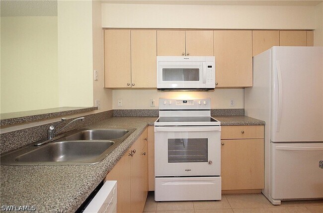 Building Photo - 1160 Reserve Way