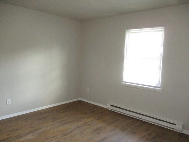 Building Photo - 3600 Cannan Forest Dr