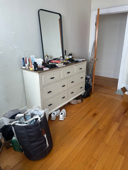 Building Photo - 16 Copenger St