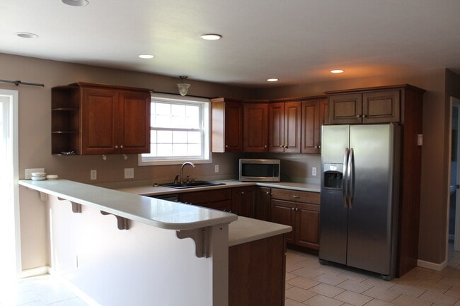 Primary Photo - 4 Bed 3.5 Bath with a Inground Pool