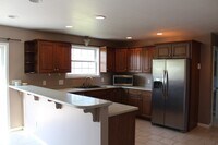 Building Photo - 4 Bed 3.5 Bath with a Inground Pool