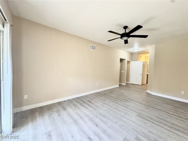 Building Photo - 9303 Gilcrease Ave