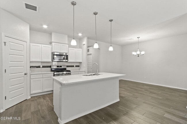 Building Photo - 7352 Frostline Pl