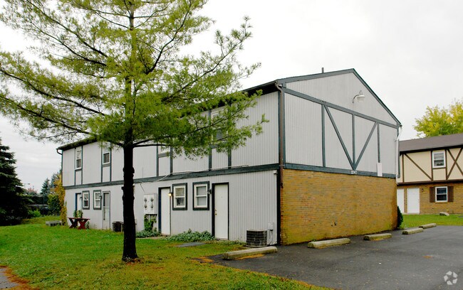 Building Photo - 2247 Webster Canyon Ct