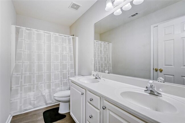 Building Photo - 2934 Wintercrest Dr