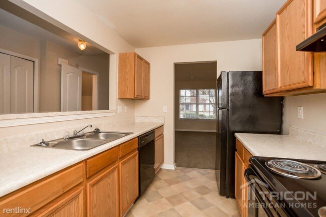 Building Photo - 235 Lakeview Trail