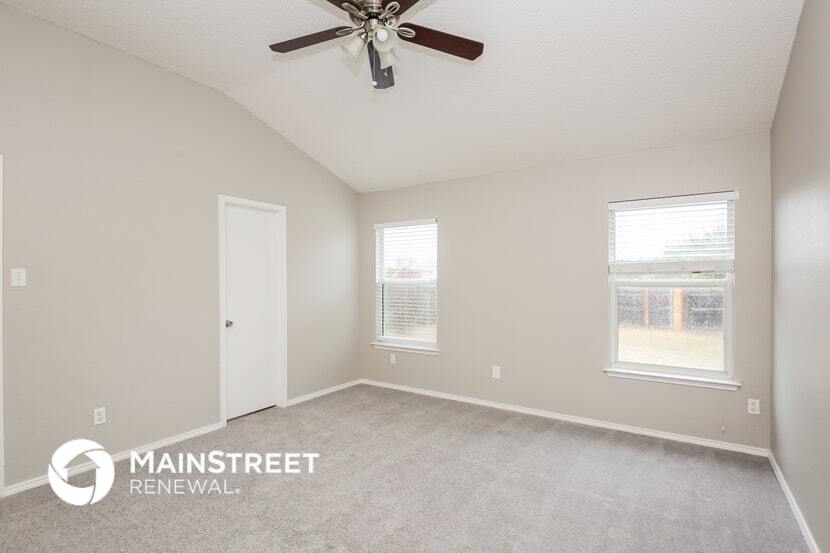 Building Photo - 4701 Sea Ridge Dr
