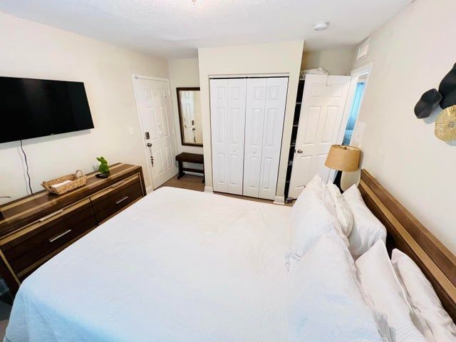 Building Photo - 441 NW 7th Terrace