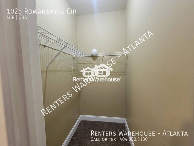 Building Photo - 1025 Rowanshyre Cir