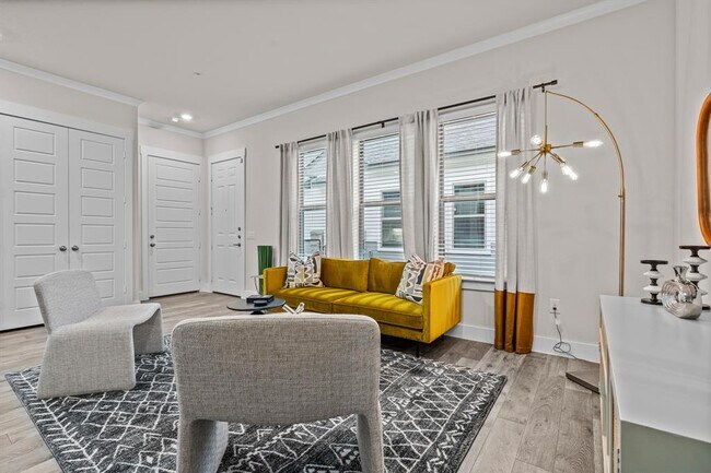 Building Photo - 865 Limmer Loop