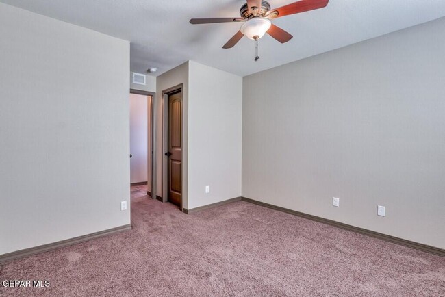Building Photo - 3852 Loma Cortez Dr