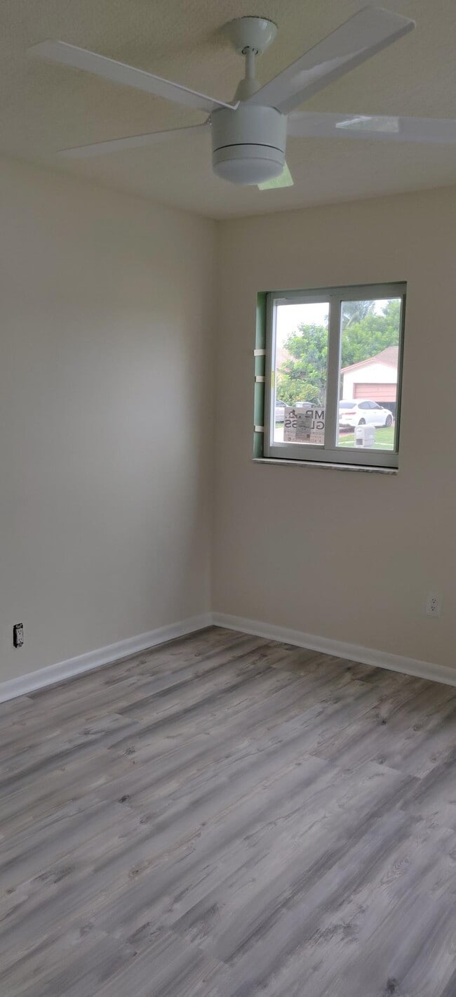 Building Photo - 22801 SW 54th Way