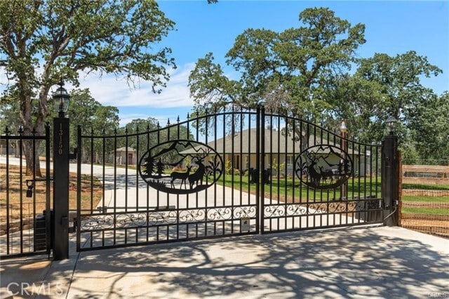 Building Photo - 13150 Montecito Rd