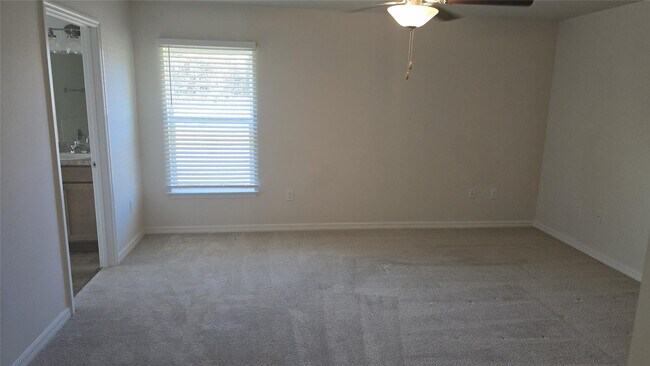 Building Photo - 8398 SW 138th Pl