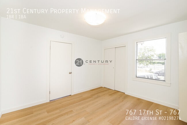 Building Photo - 767 17th St