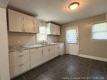 Building Photo - 4937 Walnut Dr