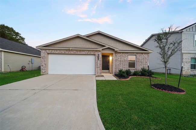 Building Photo - 15536 Briar Forest Dr