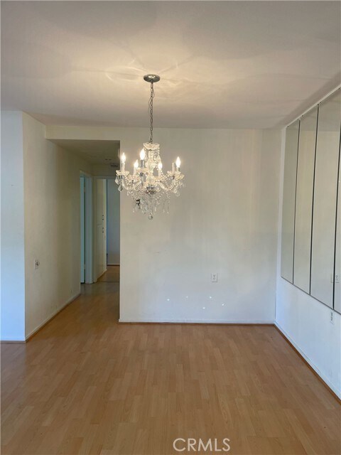 Building Photo - 661 Avenida Sevilla
