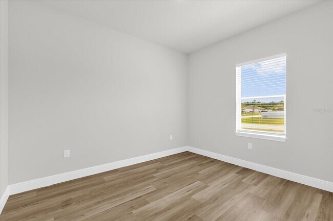 Building Photo - 3935 SW 151st Pl