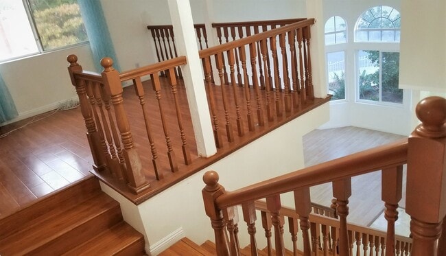 Building Photo - 4 Bedrooms, 3 Baths, 2,809 sq. ft. Home in Canoga Park