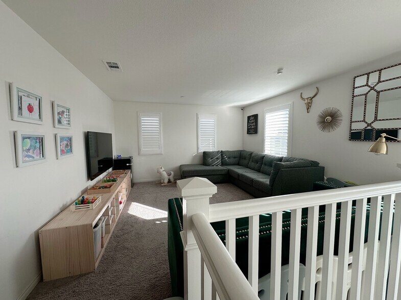 Building Photo - 4798 S Scott Way