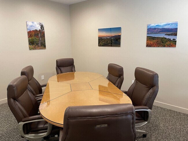 Building Photo - 1112 West Creek Lane