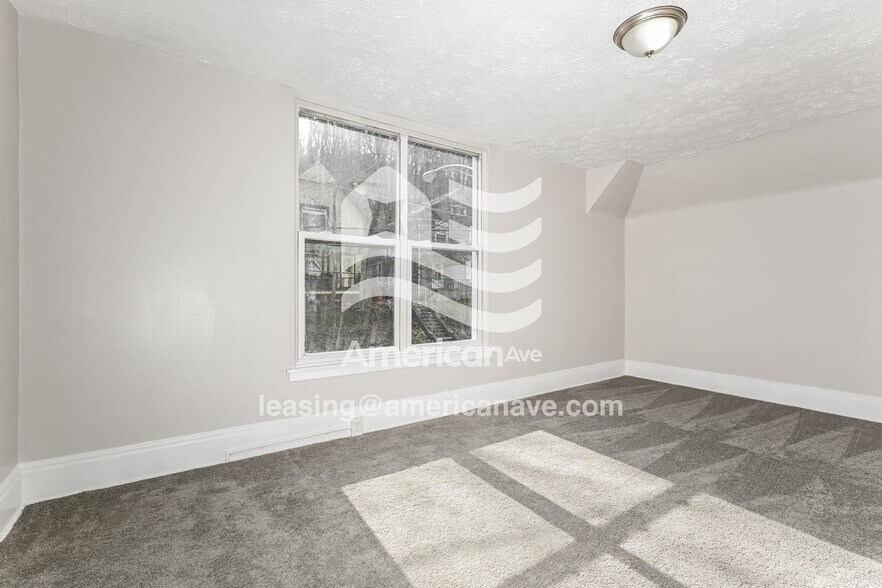 Building Photo - 532 Highland Ave