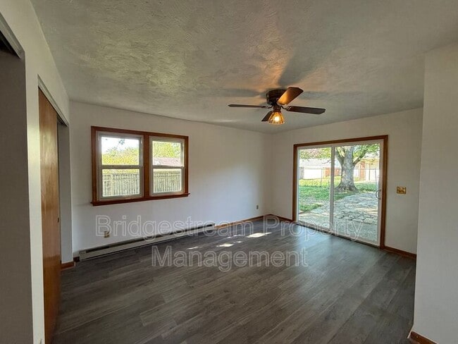 Building Photo - 54 Benzell Dr