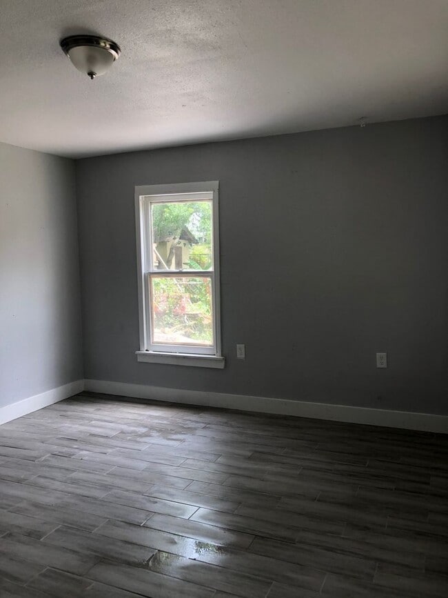 Building Photo - Gorgeous all renovated Home in Beaumont, TX!