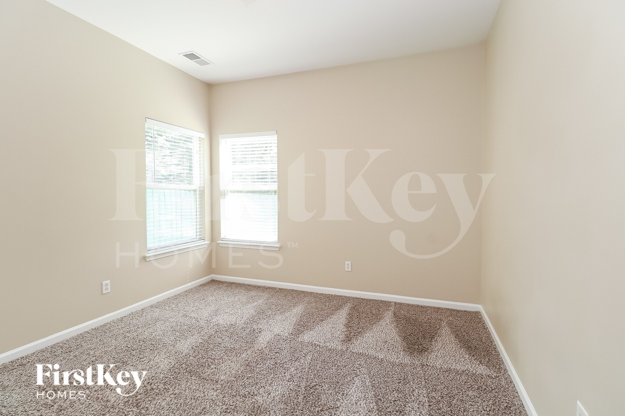 Building Photo - 8019 Bushy Creek Dr