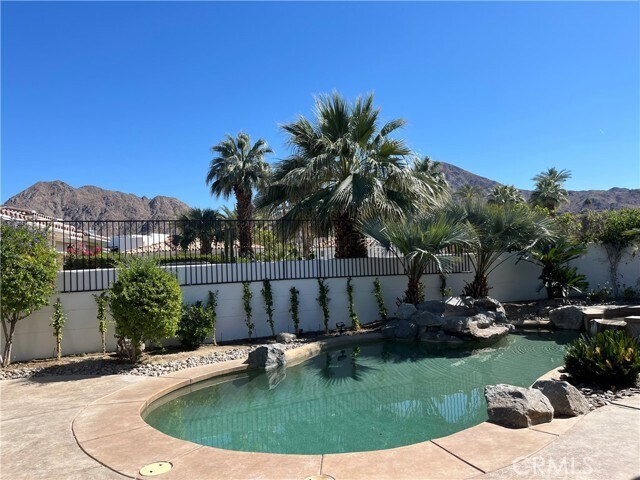 Building Photo - 45540 Cielito Dr