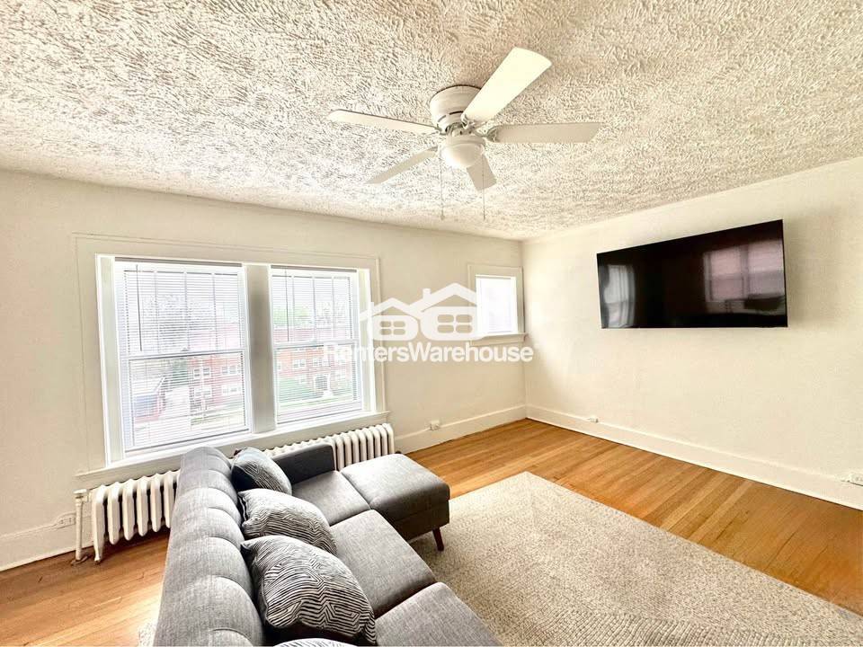 Building Photo - 3612 Ingersoll Ave