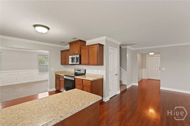 Building Photo - 220 Augusta Way